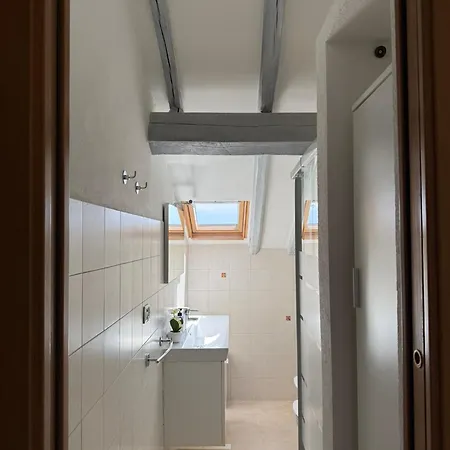 Accogliente Mansarda Vicino Al Mare Apartamento