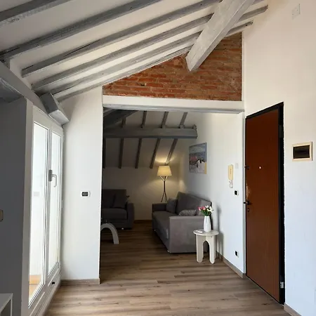 Apartment Accogliente Mansarda Vicino Al Mare