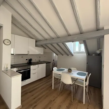 Apartamento Accogliente Mansarda Vicino Al Mare *