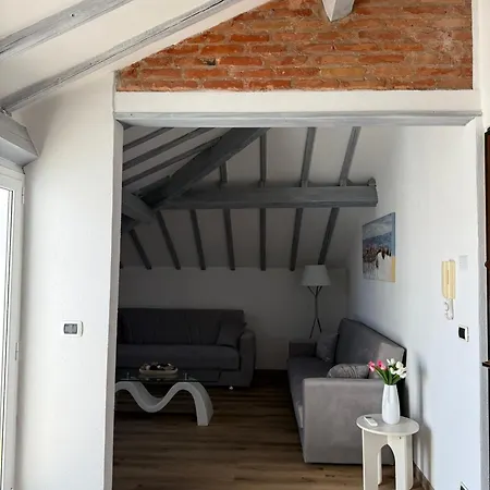 Apartment Accogliente Mansarda Vicino Al Mare