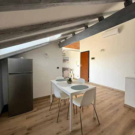 Accogliente Mansarda Vicino Al Mare Apartamento *