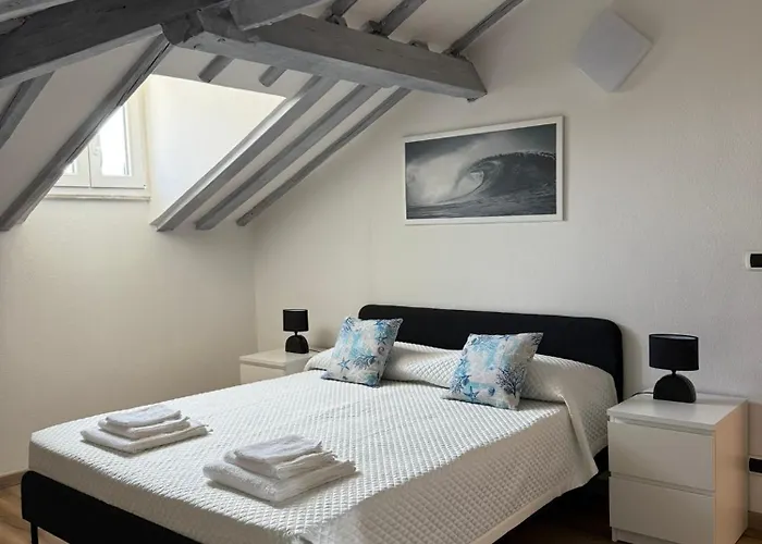 Accogliente Mansarda Vicino Al Mare *